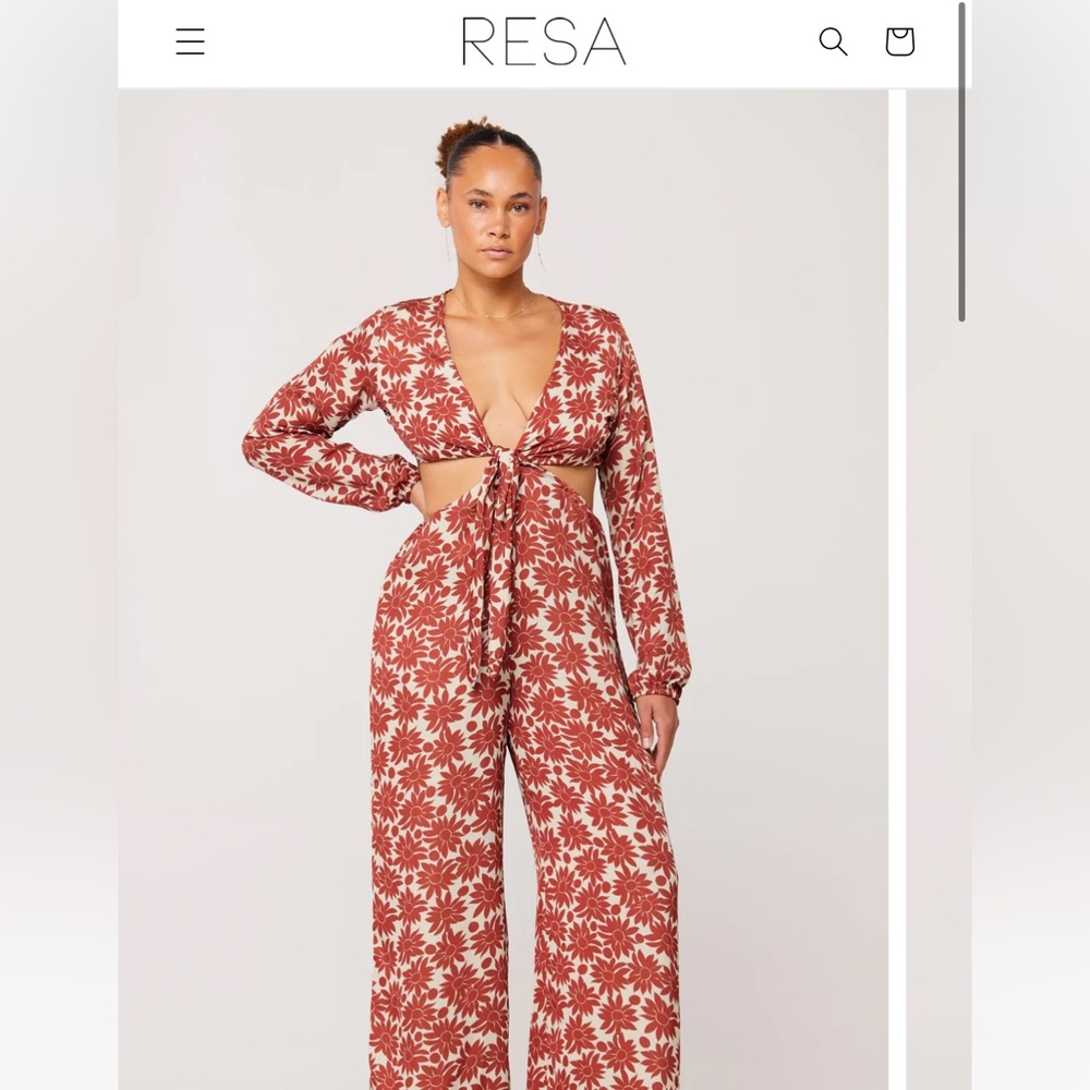 BRAND NEW RESA ZOE JUMPSUIT!